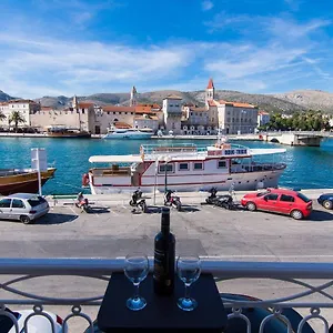 Bed & Breakfast Liza, Trogir